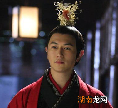 汉文帝继位以后,他是怎么掌握实权的?