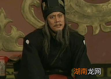 一代霸主楚成王，为什么会死在儿子手中？