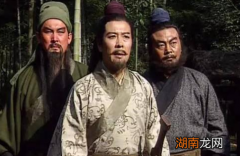 益州之战的时候，为何刘璋会请刘备帮忙呢？