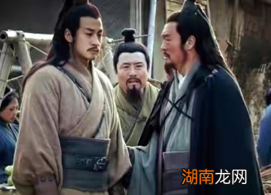 征战四方的西楚霸王项羽，为何会输给一个地痞？