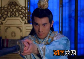 武则天为什么逼迫次子李贤自杀?他们的关系为何那么紧张?