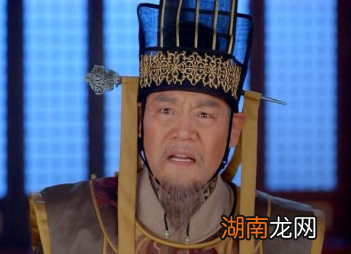 有武则天篡唐的前车之鉴,李显为何还纵容韦后临朝听政?