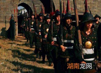 朱允炆占据很大的优势，为什么还是败给了朱棣？