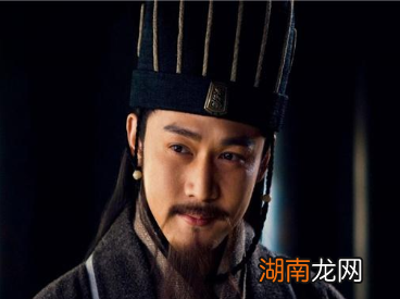 刘禅继位后,诸葛亮为什么没有将权力还给他?