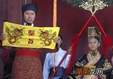 韩林儿被拥立称帝，这在当时造成了多大的影响？