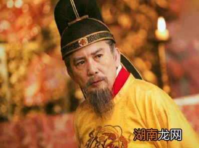 杨国忠担任宰相后做了什么？为安史之乱埋下伏笔