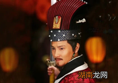 宋高宗赵构四处逃亡后，为什么选择临安作为都城？