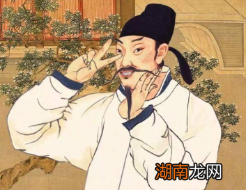 杜甫赠予李白的一首诗，突现出李白狂与傲的风采、骨力、气度