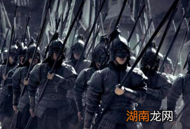 秦惠文王时期，秦国对楚国采取了怎样的战略政策？