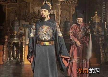 生性多疑且不会用人的崇祯帝，他对明朝产生了怎样的影响？