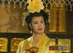 神龙政变时武则天被迫退位，她为什么没有被杀？