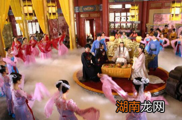 朱厚照在位期间,为什么会不断涌现农民起义?