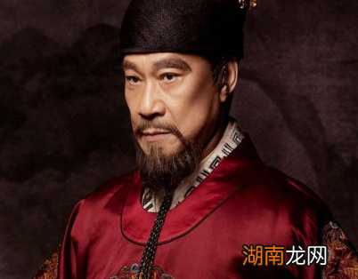 朱棣为什么不像李世民那样，直接对父亲进行逼宫呢？