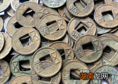 诸葛亮有多少家产?大概是现在的多少钱?