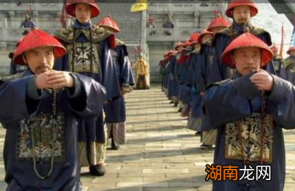 历史上的八股文到底是什么样的？造成了什么样的影响？