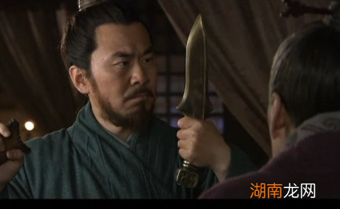 许褚实力很强,为何会被张飞打败了呢?