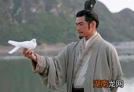 古代没有现代通讯技术 民间百姓是怎么知道新皇登基的