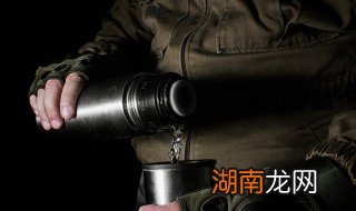 水杯内胆能不能放冰箱 水杯能放冰箱里吗