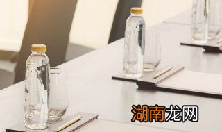 给学生水杯刻字刻哪些，小学生水杯刻字