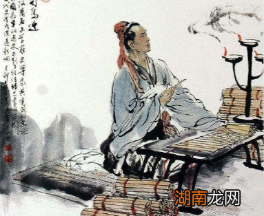 西汉文学有哪些形式？对后世产生了多大的影响？