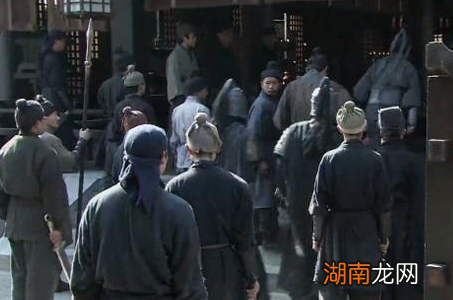 曹操起兵时实力并不是很强 同宗和亲戚为何会投奔曹操