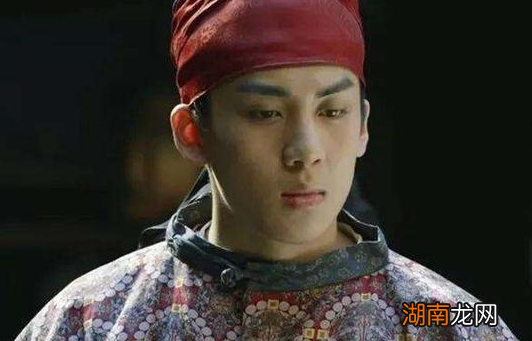 姜抚：&amp;ldquo;青史留名&amp;rdquo;的骗子，将天子玩弄于股掌之间