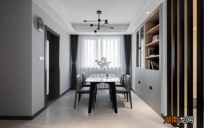 126㎡现代简约，低调的灰色空间，布置出温馨自然的舒适感