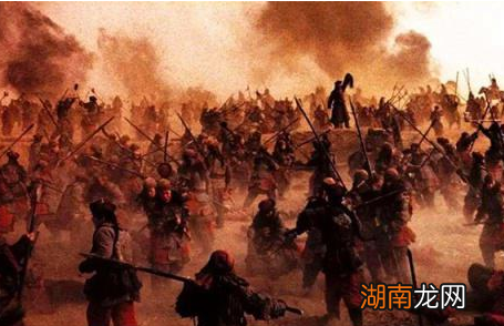 导致太平天国失败最直接的影响是什么？其战略的失误有多严重？