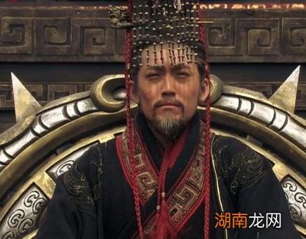 与其他诸侯国相比 秦国为什么可以称霸天下