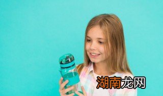 玻璃水杯能不能进微波炉 玻璃杯能进微波炉么