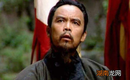 手握卧龙凤雏和五虎将,为何刘备却能没统一呢?