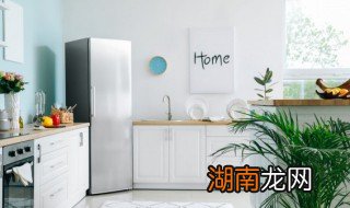 孕早期能吃冰箱里的东西吗 孕早期睡在冰箱旁边可以吗