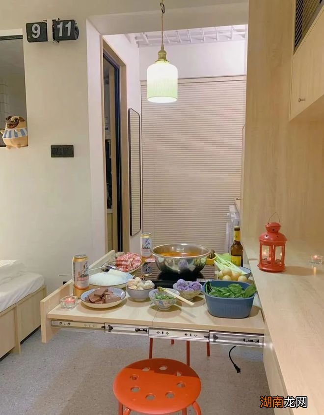 24m2塞下60m2的配置?这个小户型,给我看愣了