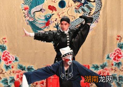 一只鸡引发的血案 鼓上蚤时迁为什么一住店就偷鸡