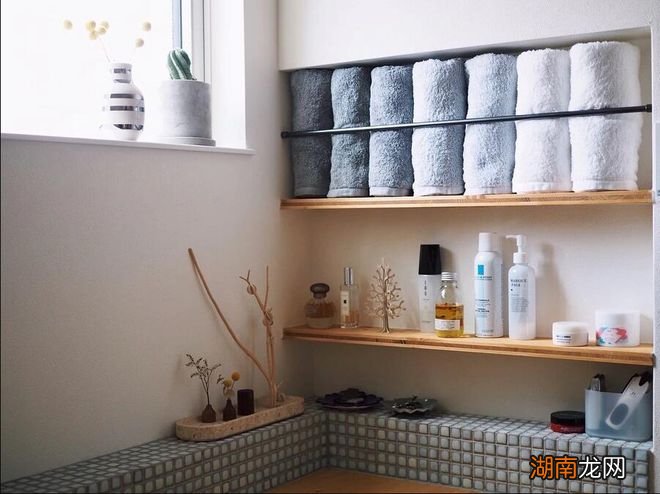 家里东西又多又乱，加根杆就能解决，非要花钱再买家具，真浪费钱