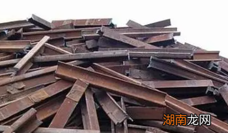 铁的冶炼技术是如何发明的？经历了哪些变迁呢？