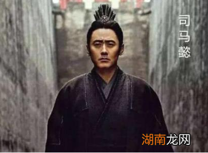 司马懿为什么隐忍那么多年,直到七十岁才发动政变呢?