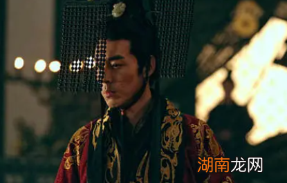 为何曹睿一死，司马懿就开始掌握大权了呢？