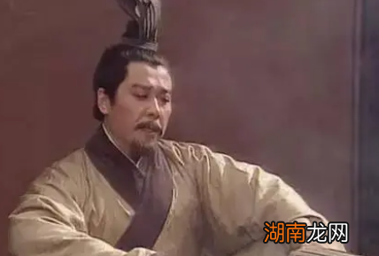 张飞抛下刘备的夫人逃跑，为何刘备没有怪罪他呢？