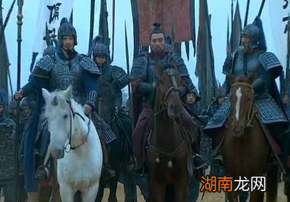 关羽的死对三国历史带来了什么影响？诸葛亮为何没有及时救援？