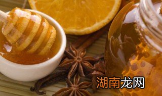 蜂蜜可以晒太阳吗为什么 蜂蜜可以晒太阳吗