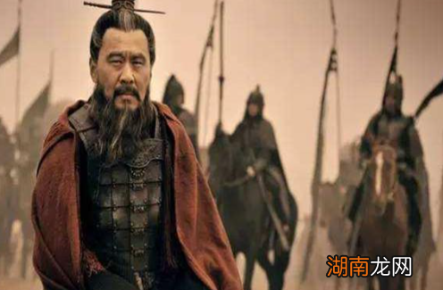 刘表很有实力，为何从来没有攻打过曹操呢？