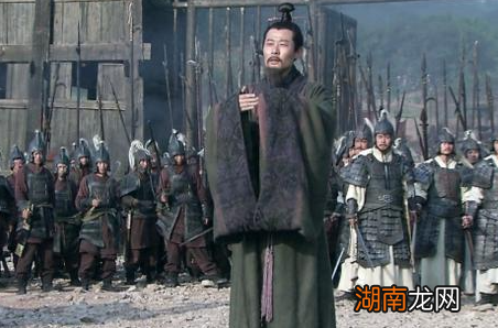 鲁肃是个怎样的人，为何没什么存在感呢？