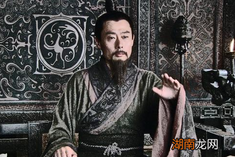 吕蒙的政治立场都经历了哪些变迁呢?