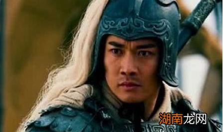 他是三国的无名小将,竟杀死两位五虎上将