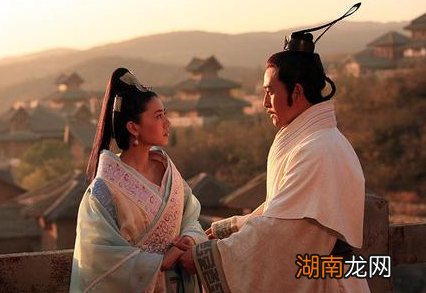 秦国与西戎的战争持续了很久，有哪些战略失误呢？