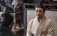 李斯本是一介小吏，他是如何当上秦国丞相的呢？